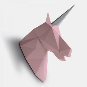 Trophee en papier licorne rose